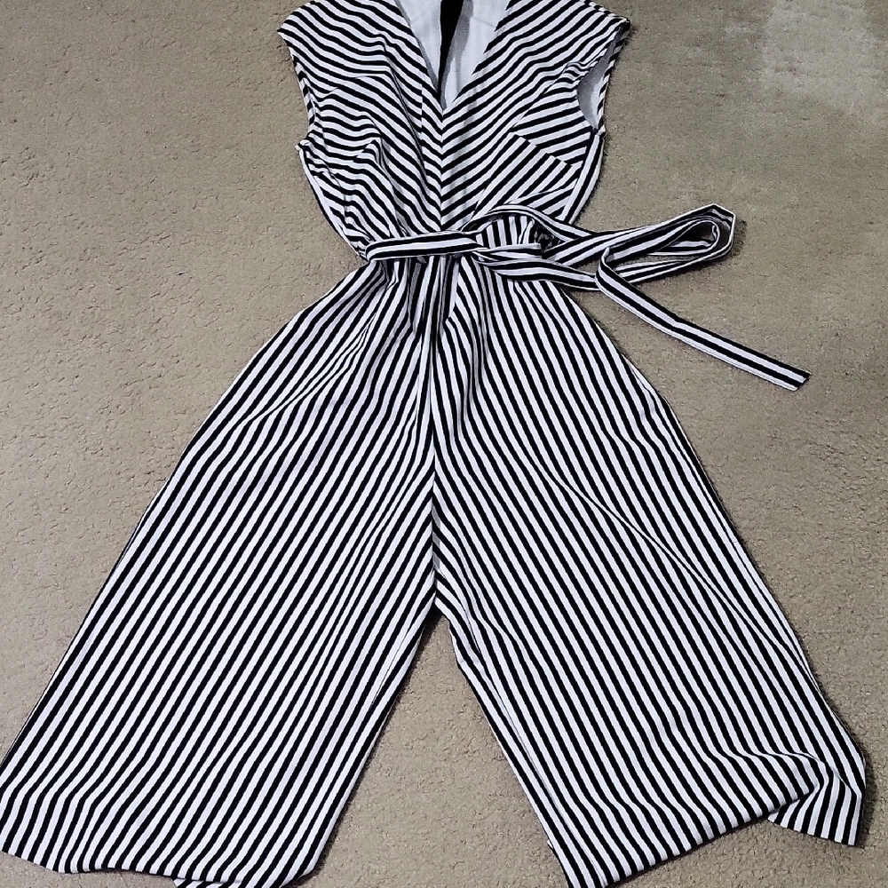 New York & Company Monochrome Striped Jumpsuit - Picture 5 of 5